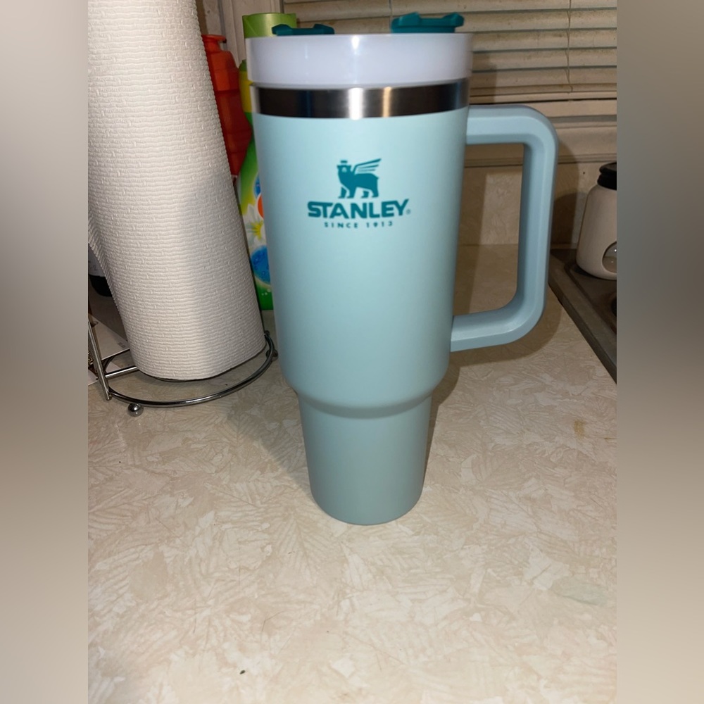 Seafoam Stanley 40oz